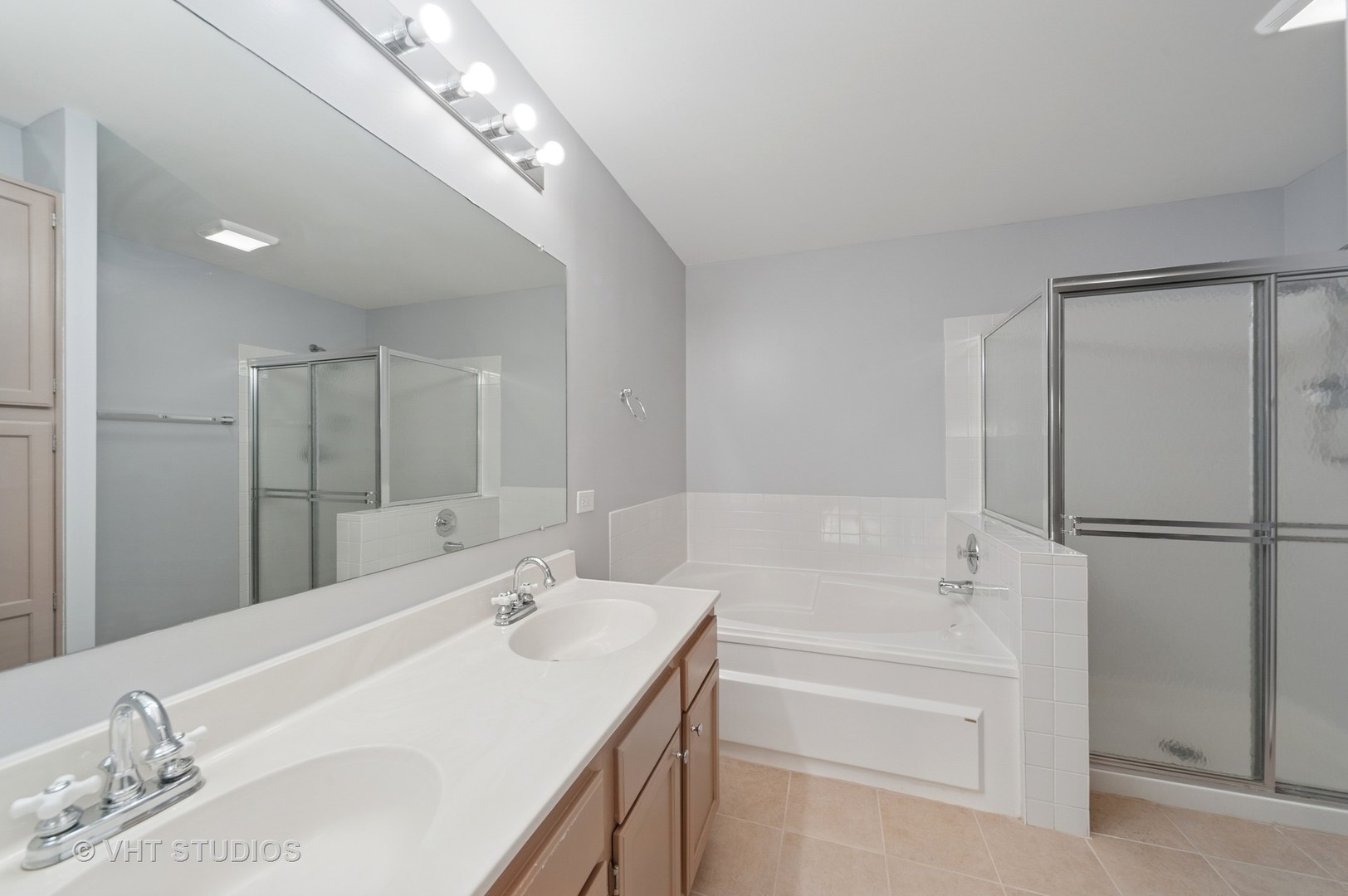 503 Grosse Pointe Circle Property Photo 18