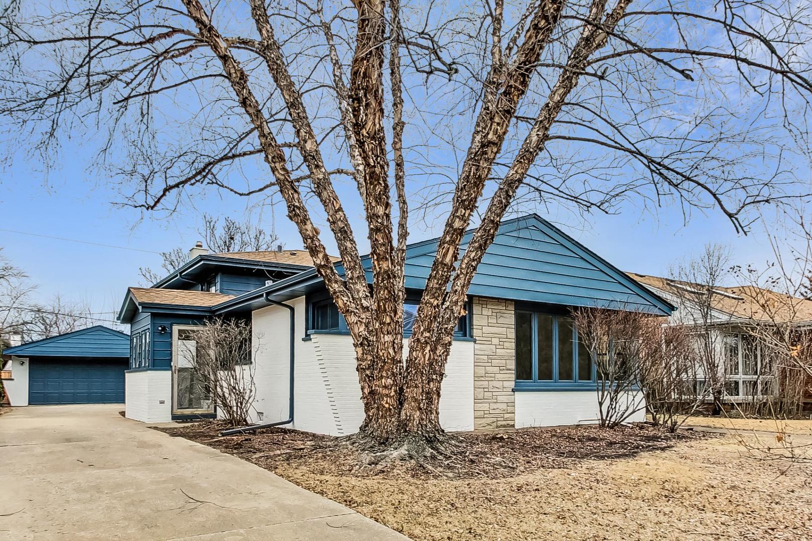 8632 N Oketo Avenue Property Photo