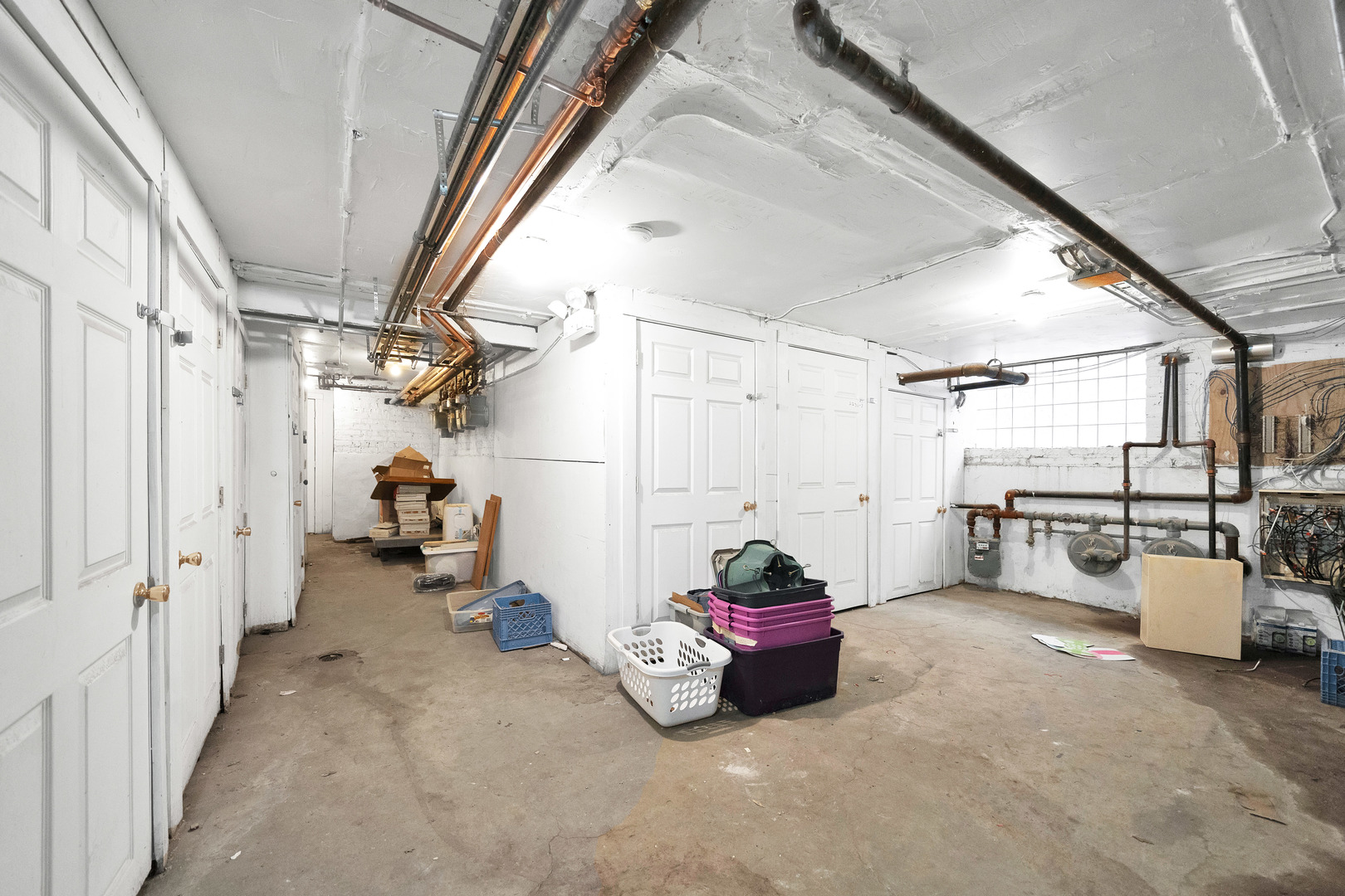 2236 W Roscoe Street 2 Property Photo 15