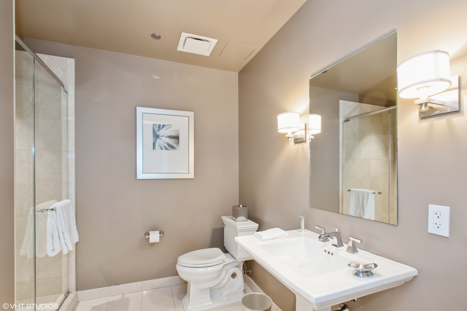 401 N Wabash Avenue 2526 Property Photo 7