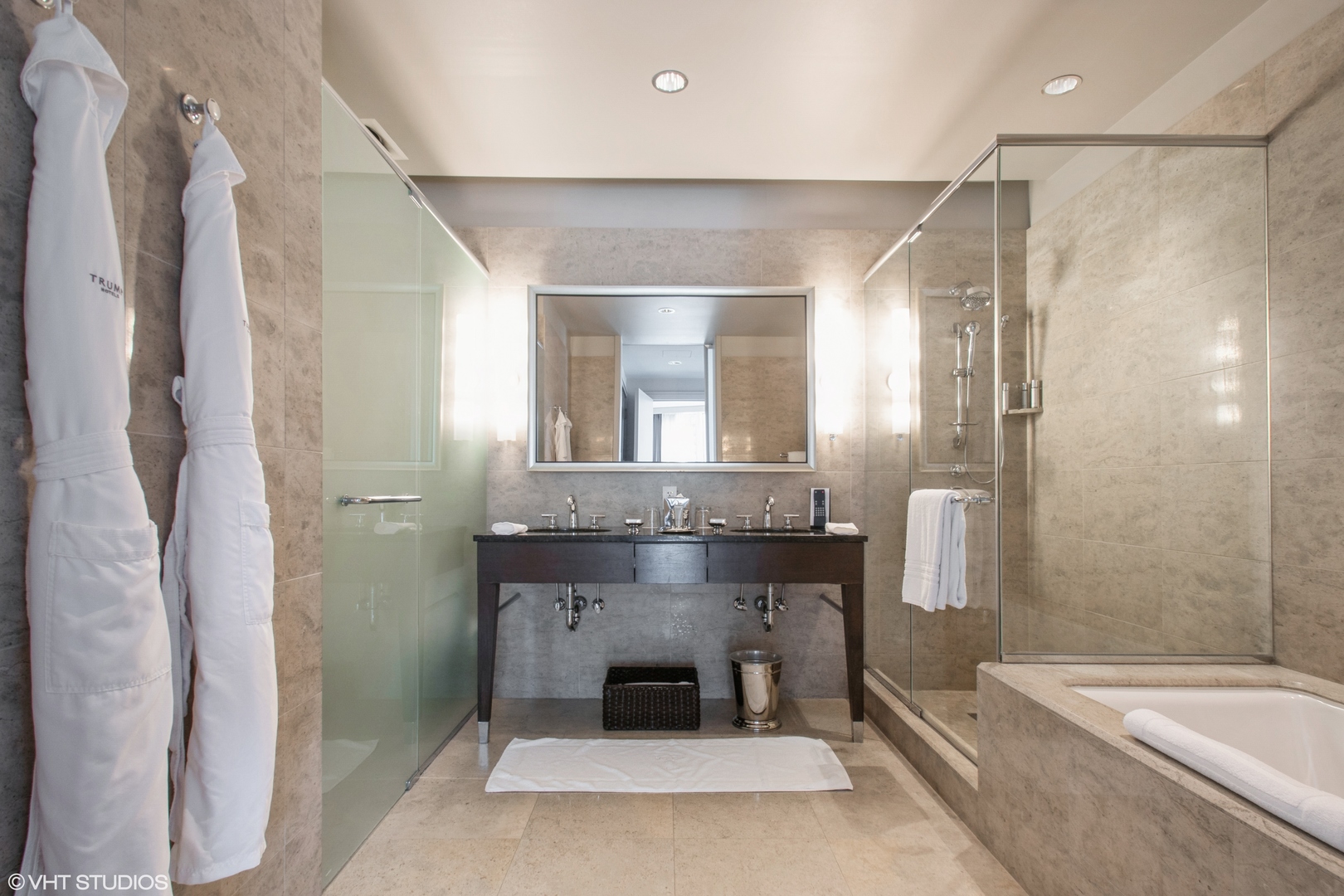 401 N Wabash Avenue 2526 Property Photo 8