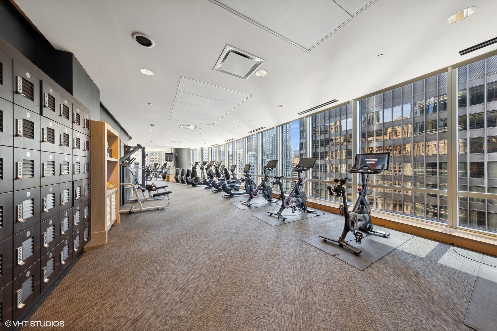 401 N Wabash Avenue 2526 Property Photo 10