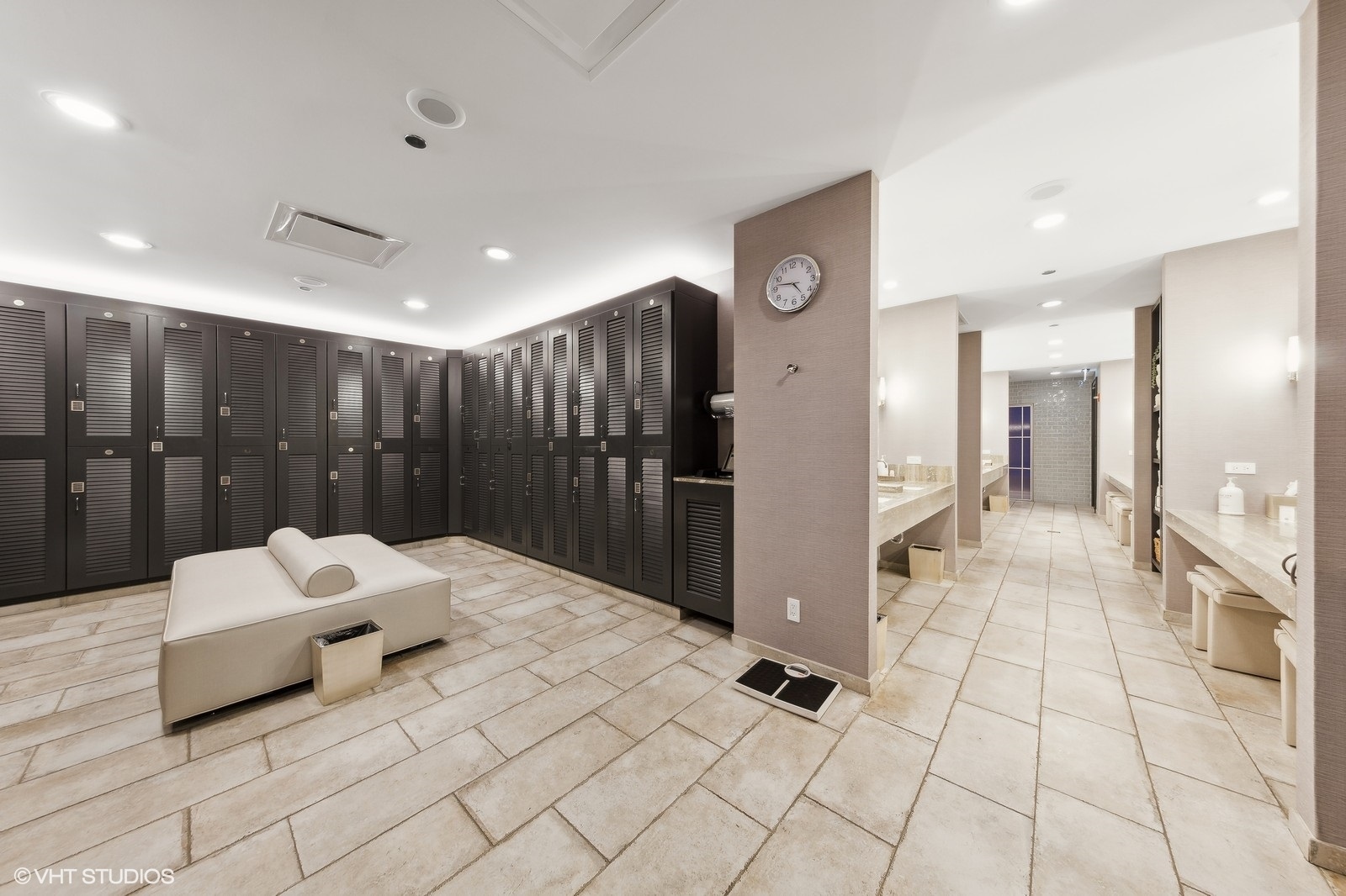401 N Wabash Avenue 2526 Property Photo 11