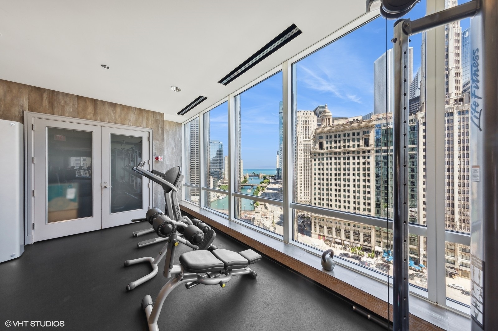 401 N Wabash Avenue 2526 Property Photo 16