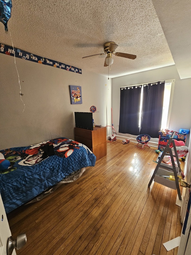 4719 W Superior Street Property Photo 9
