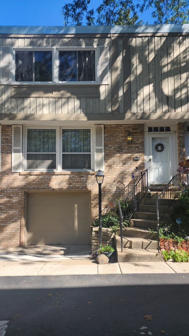 1922 Wilmette Ave Property Photo