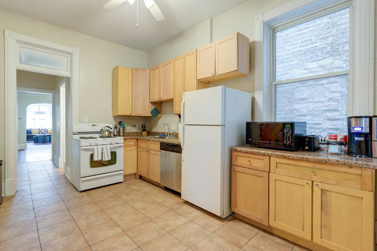 903 W Addison Avenue Property Photo 18