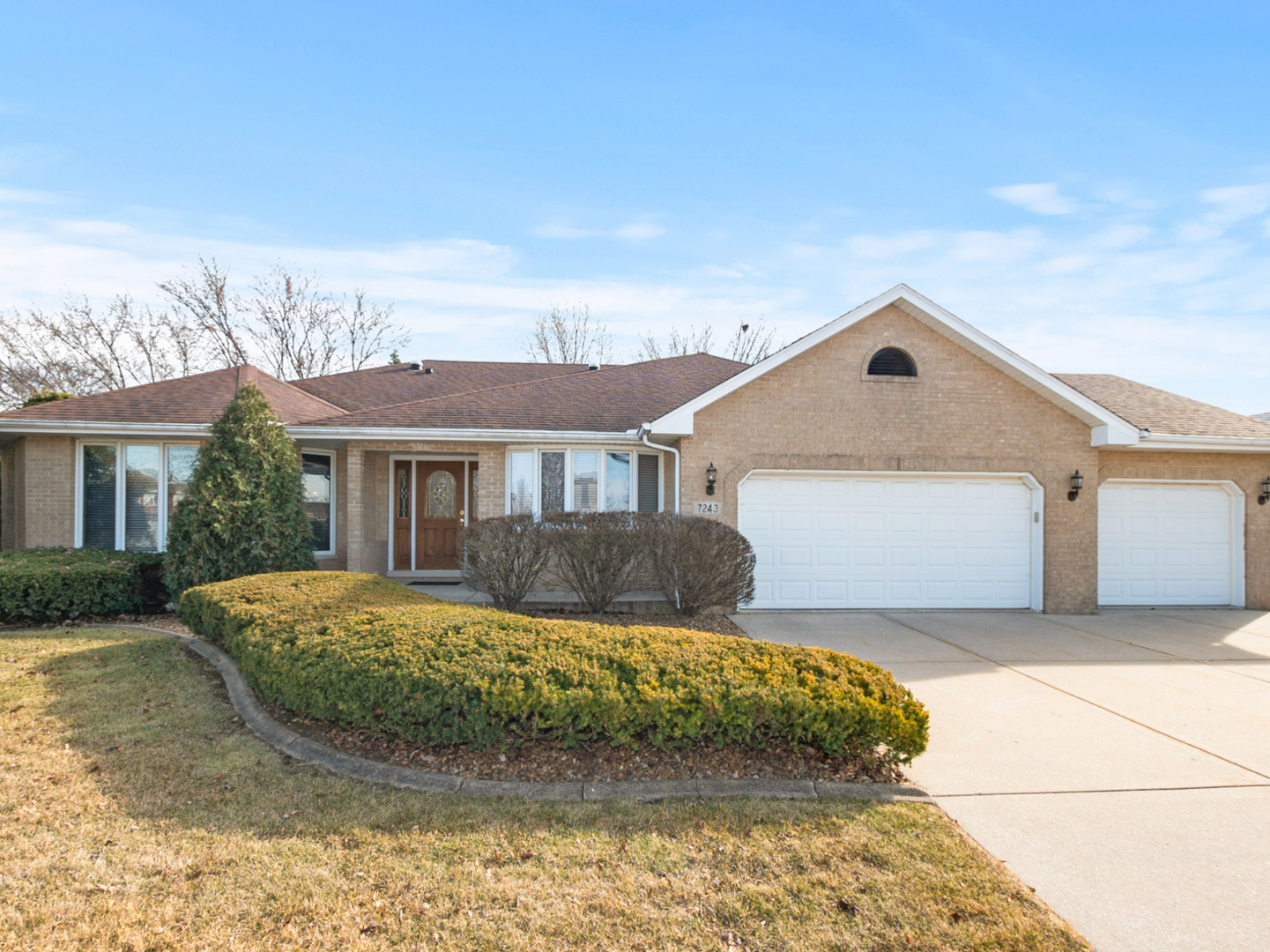 7243 194th Street Property Photo