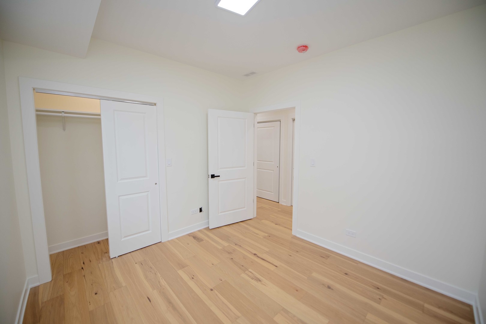 131 N 12th Avenue Property Photo 18