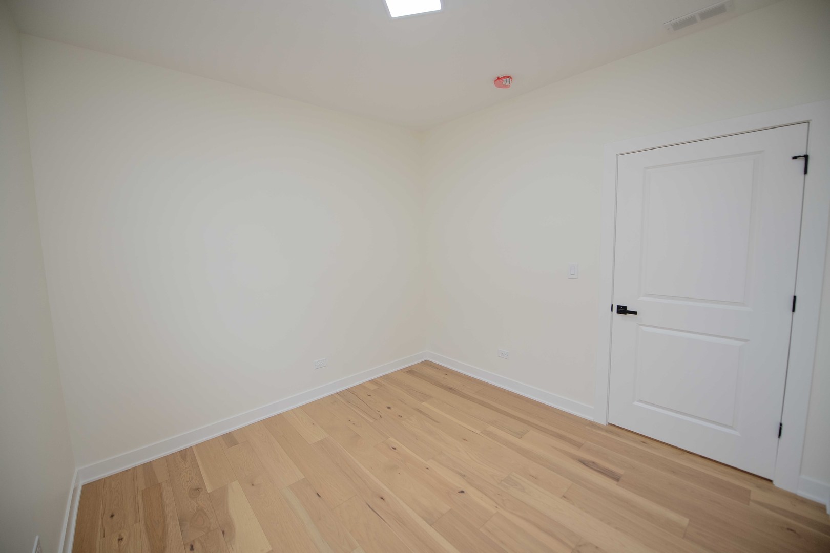 131 N 12th Avenue Property Photo 20