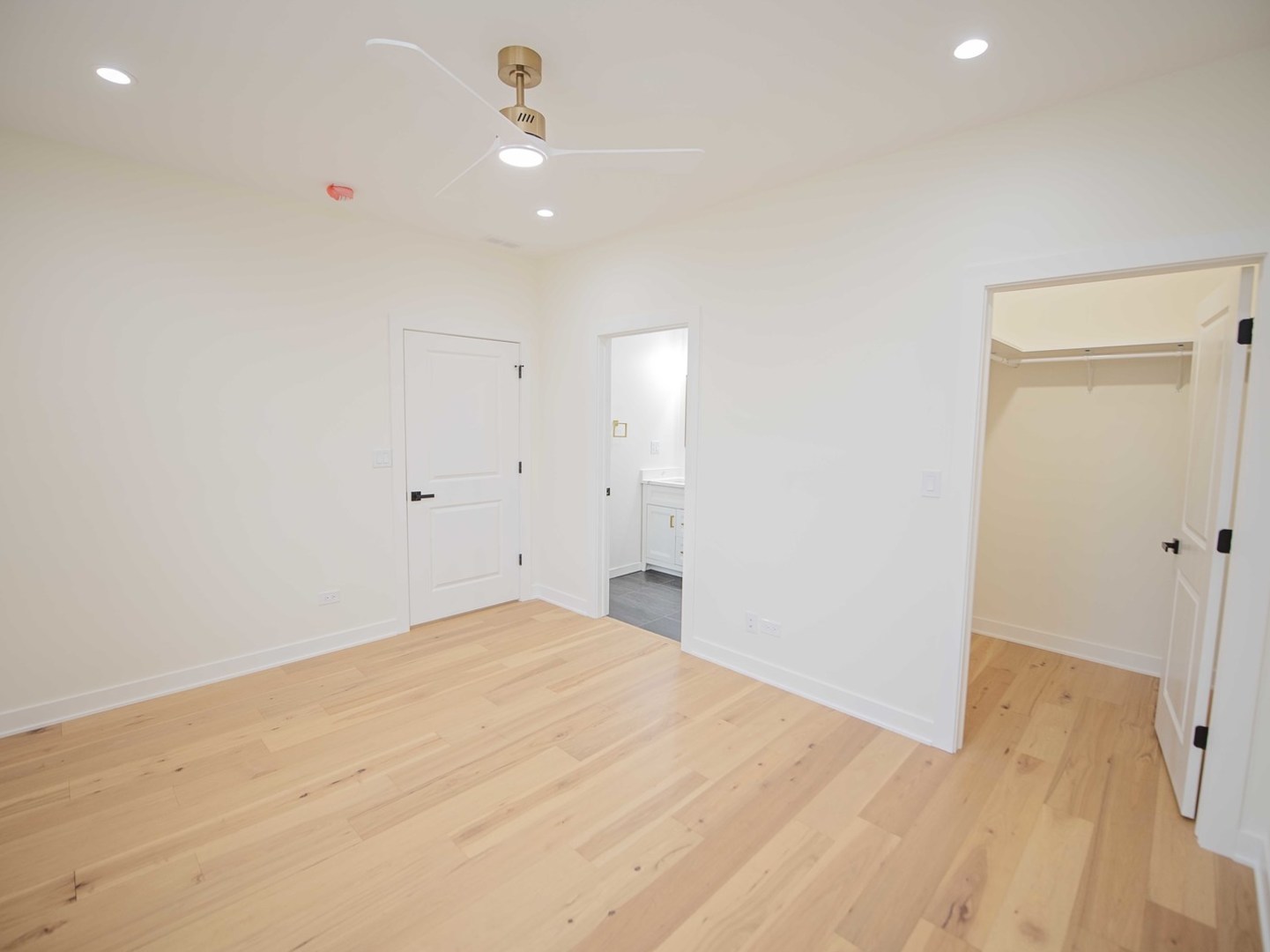 131 N 12th Avenue Property Photo 22