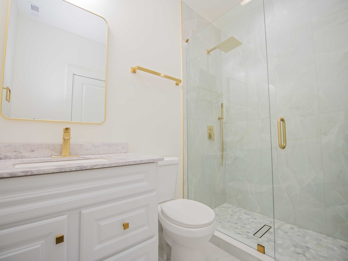 131 N 12th Avenue Property Photo 45