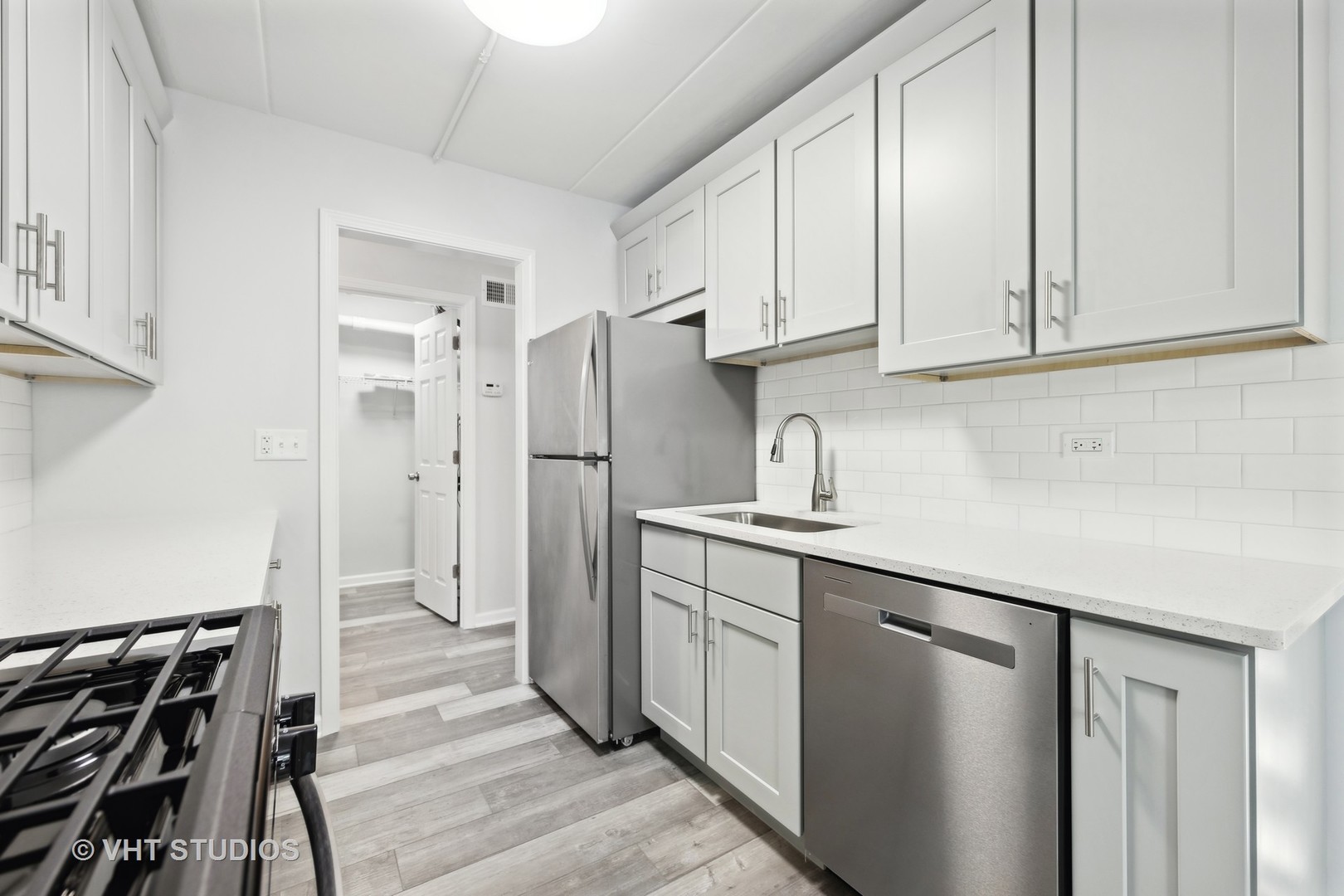 515 N Cass Avenue 1f Property Photo 6