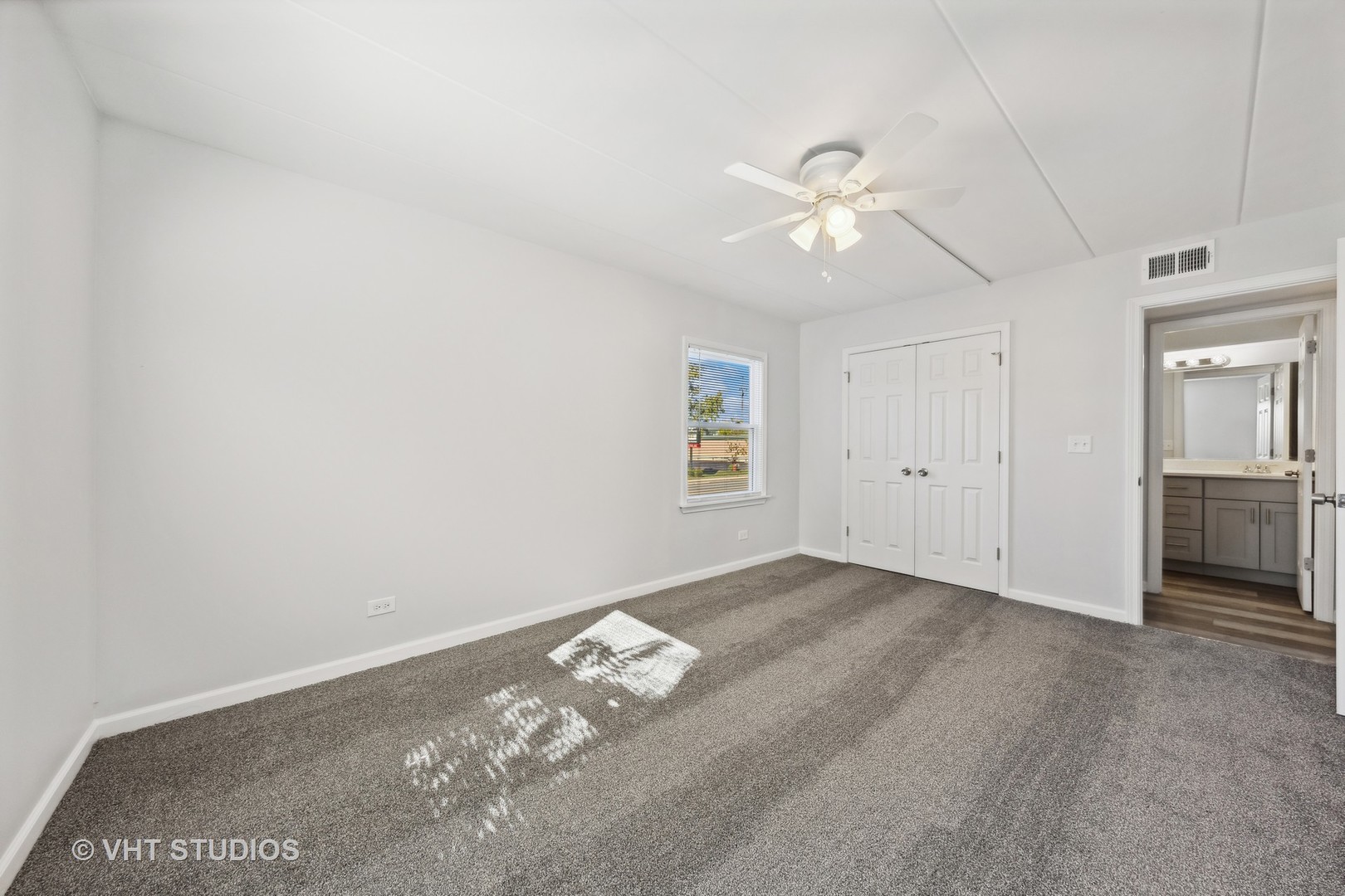 515 N Cass Avenue 1f Property Photo 9