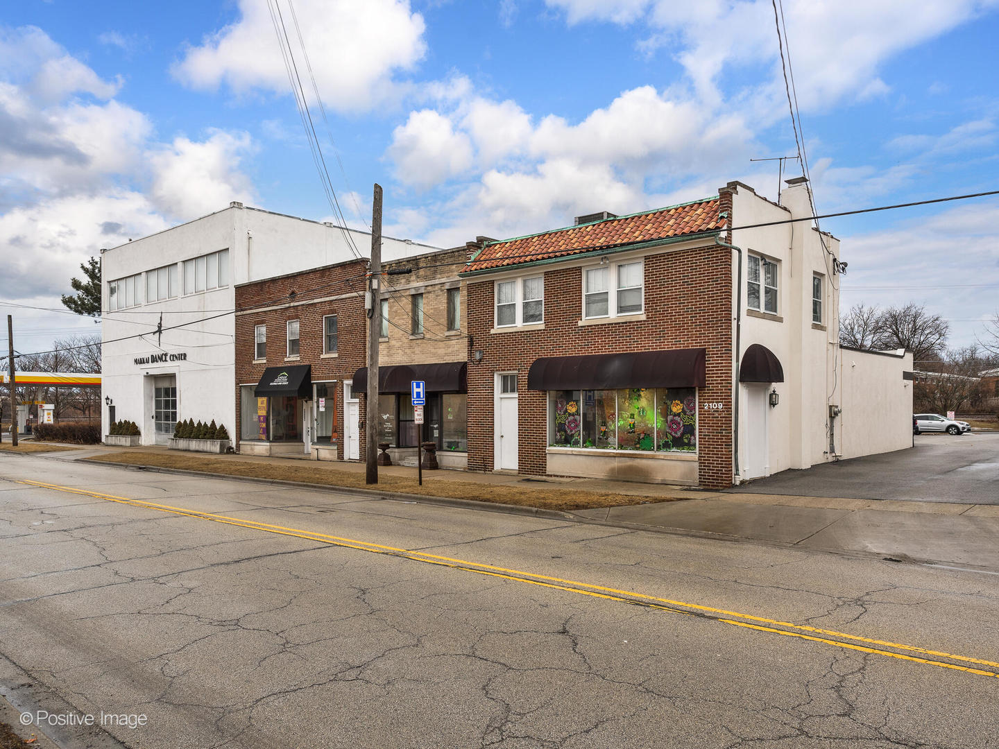 2109-2119 Greenbay Road Property Photo 4