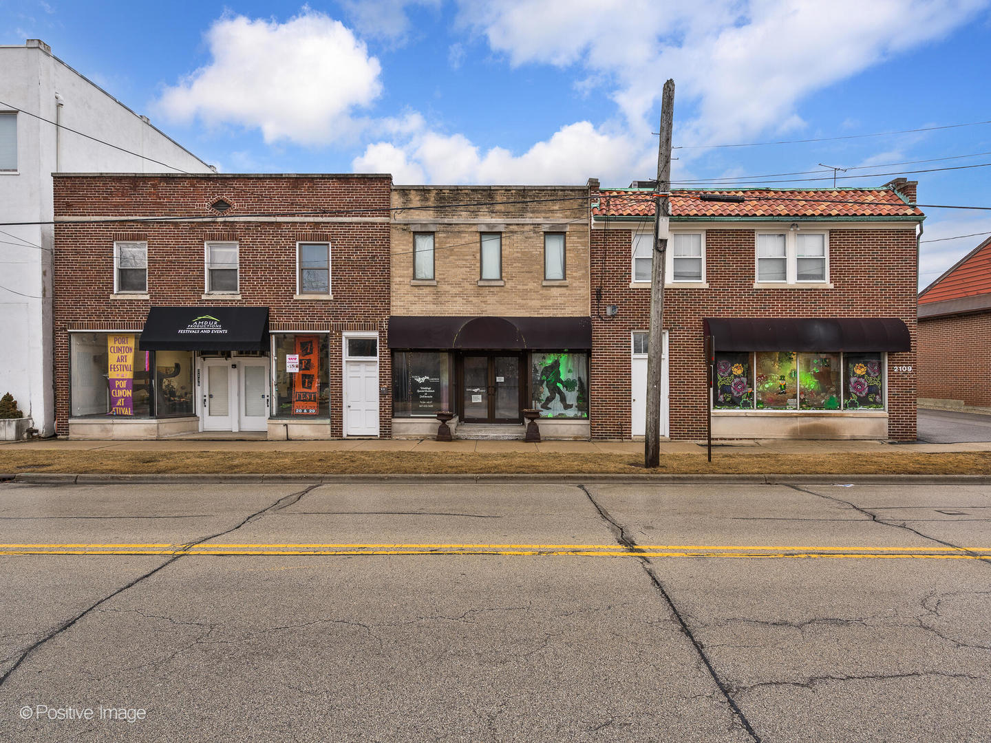 2109-2119 Greenbay Road Property Photo 5