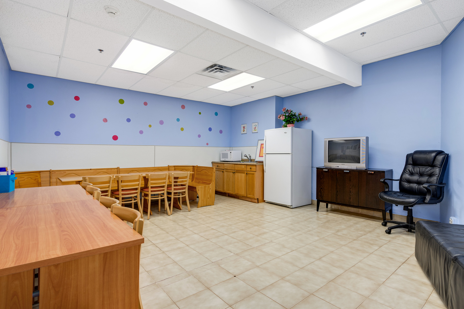 2109-2119 Greenbay Road Property Photo 29