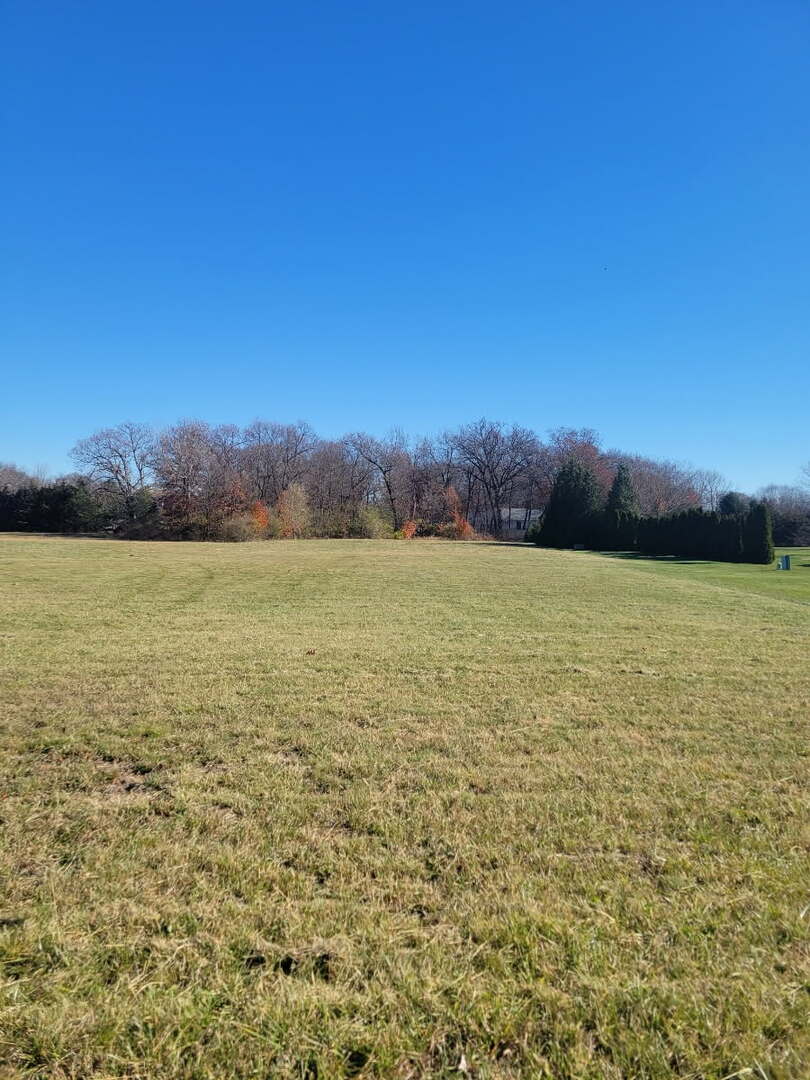 255u Real Estate Listings Main Image
