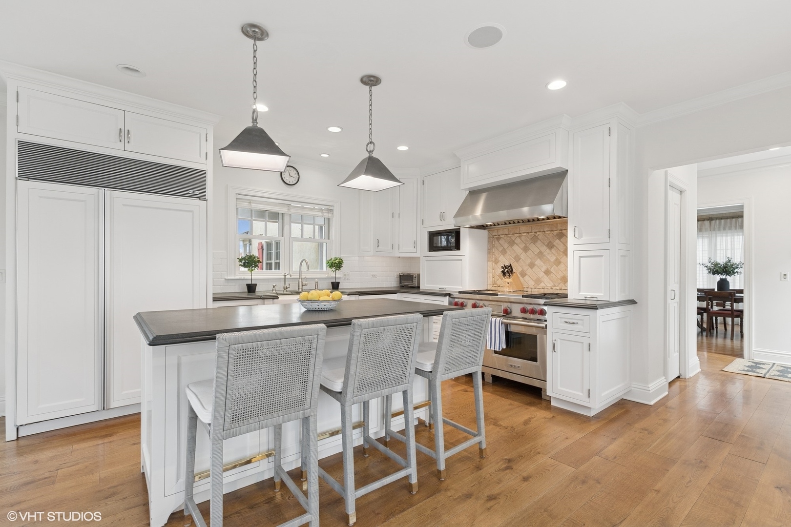 770 Oakwood Avenue Property Photo 3