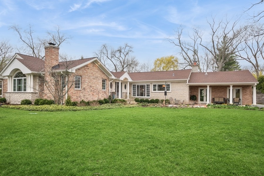 60045 Real Estate Listings Main Image