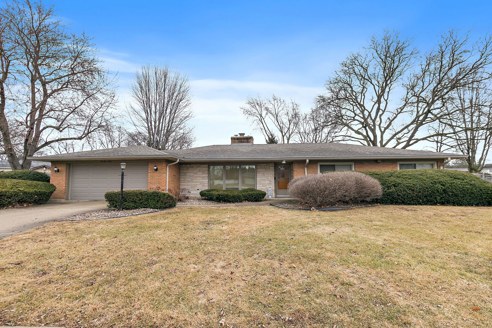 217 Dennis Court Property Photo