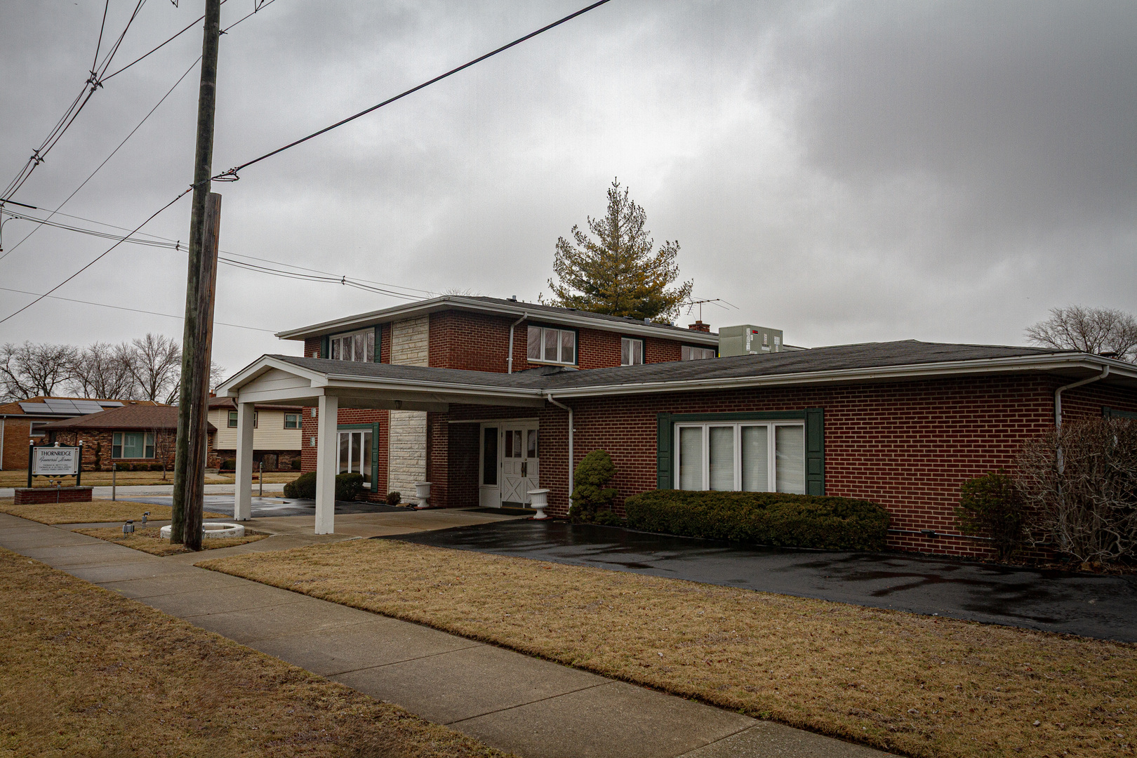 15801 Cottage Grove Ave Property Photo
