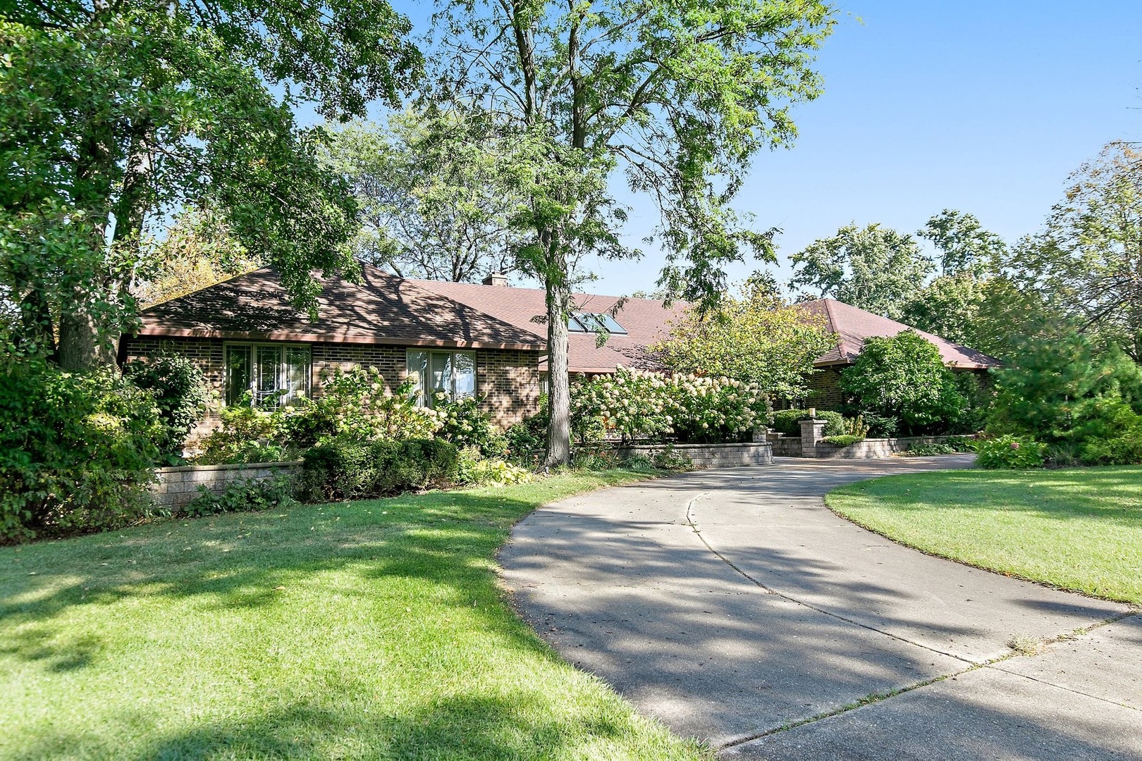 Real Estate Main Image