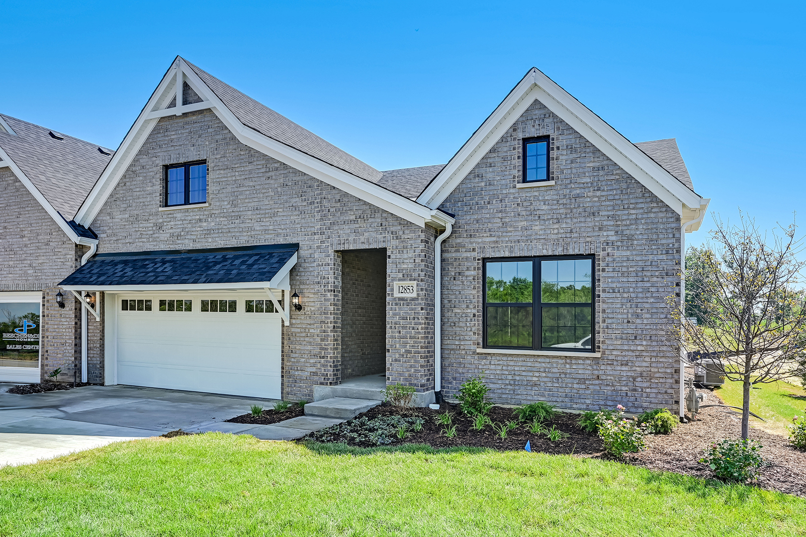 113a Real Estate Listings Main Image