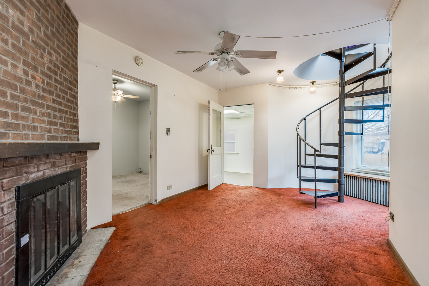 4016 Blanchan Avenue Property Photo 4
