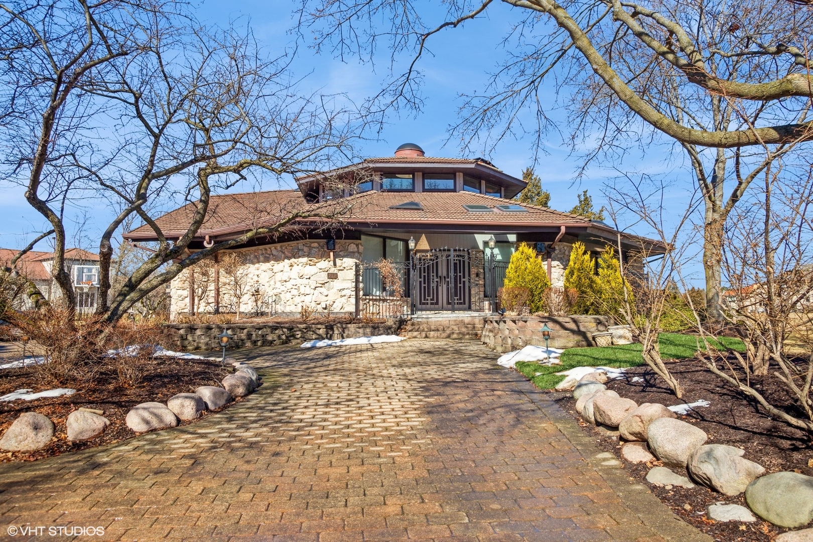 913 Midwest Club Parkway Property Photo