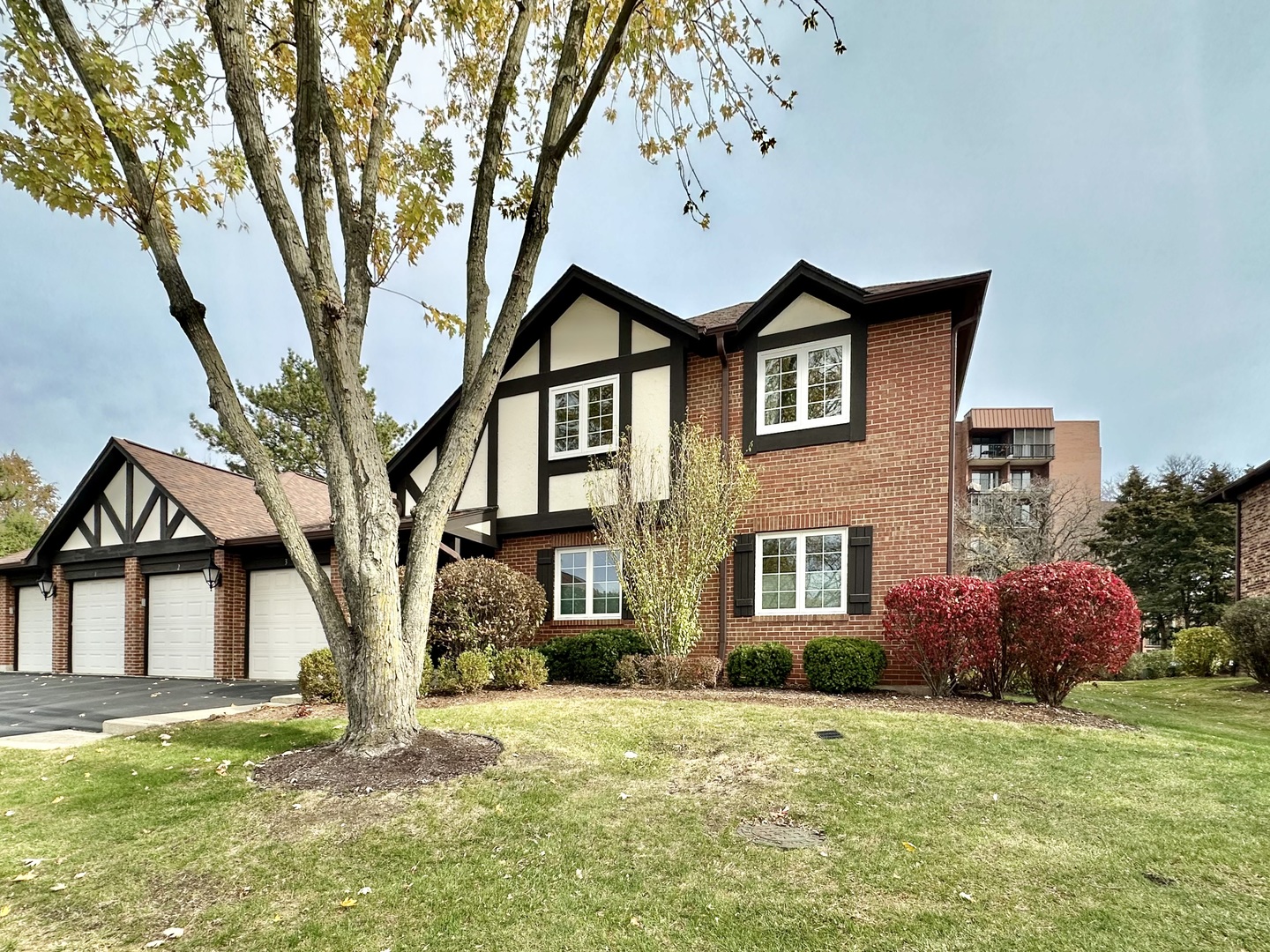Indian Head Park Real Estate Listings Main Image