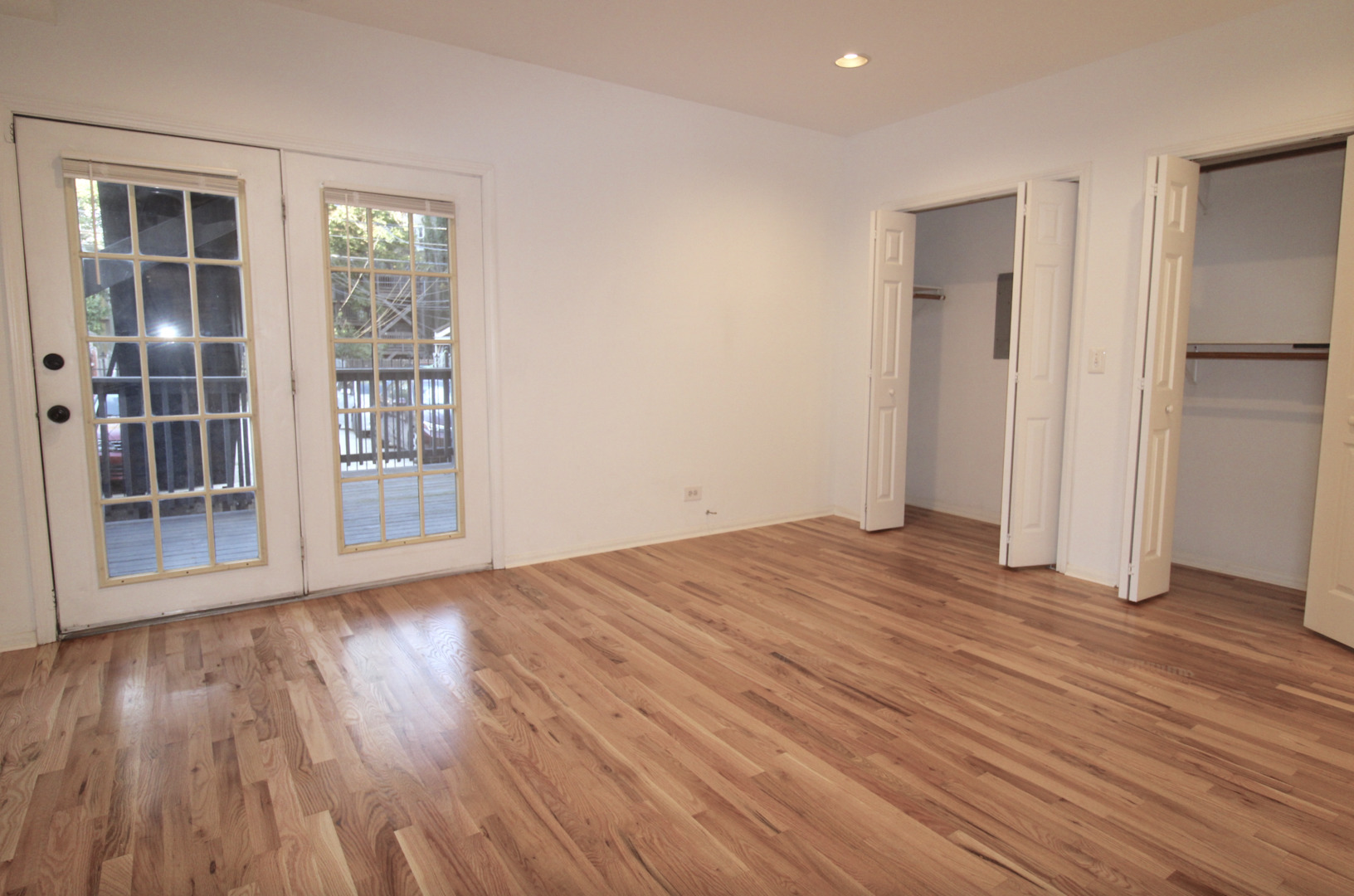 1454 W Walton Street Property Photo 15