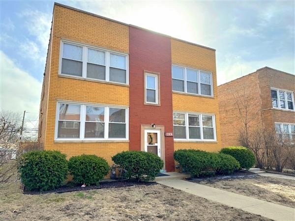 219 Real Estate Listings Main Image