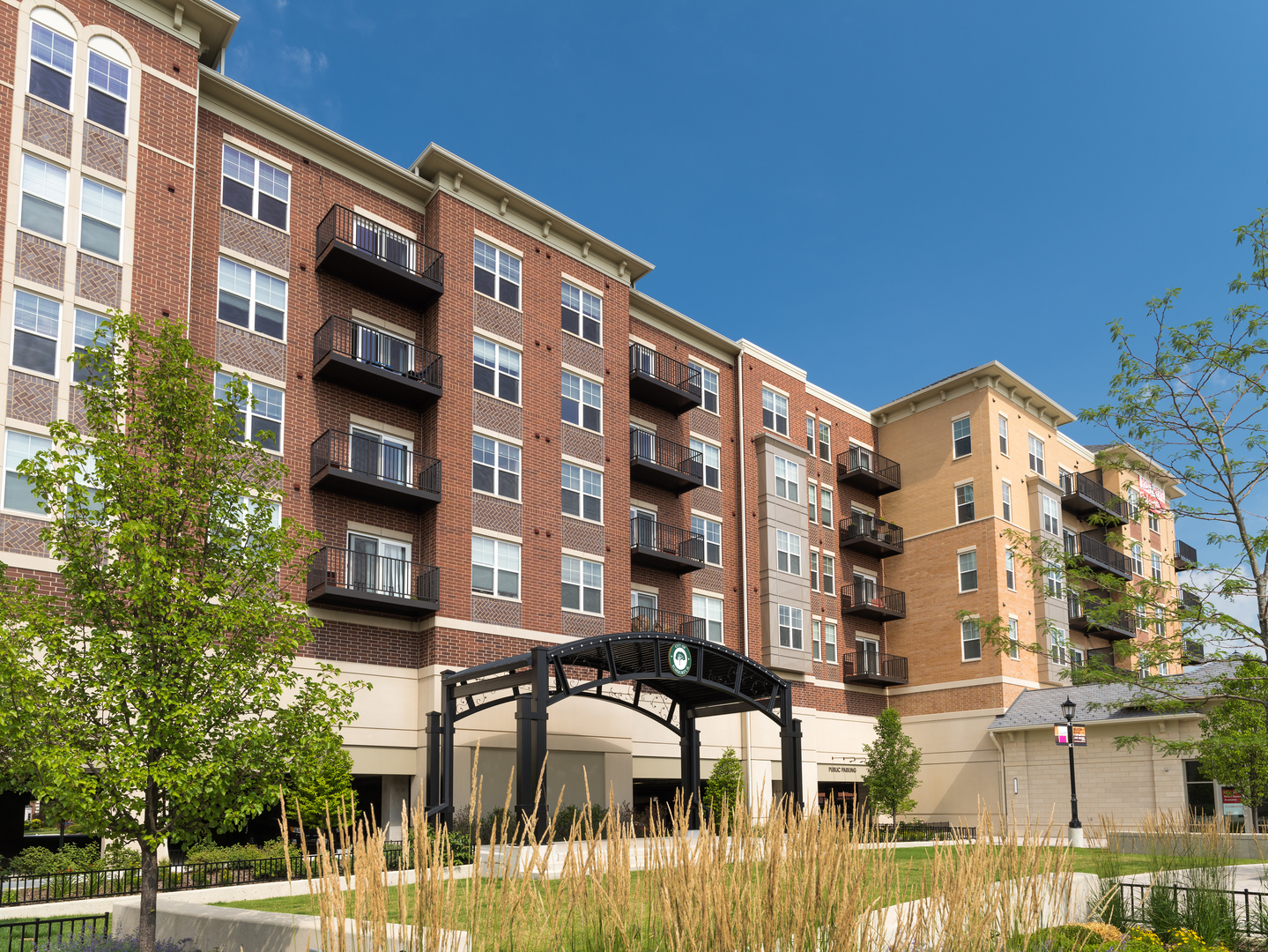 Elmhurst Real Estate Listings Main Image