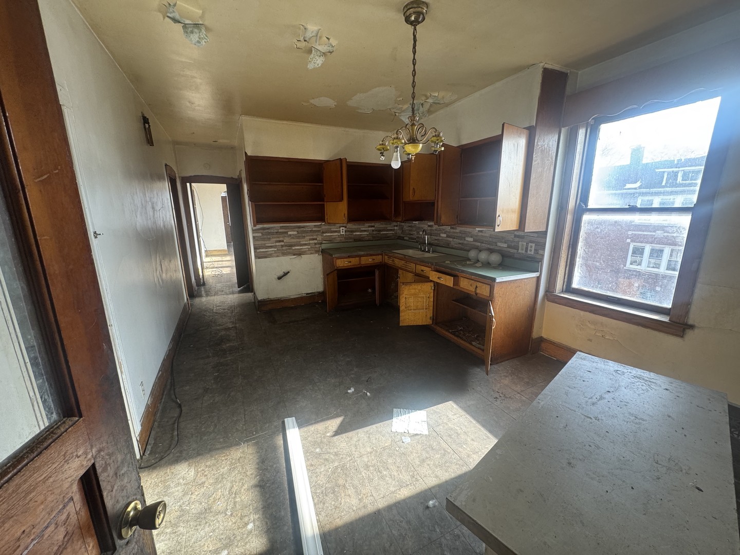 1838 S 48th Court Property Photo 11