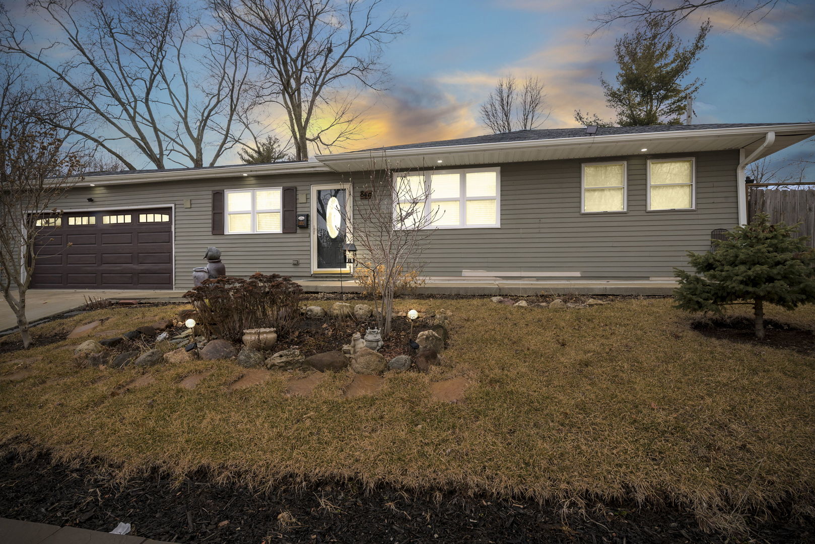 846 Navajo Drive Property Photo