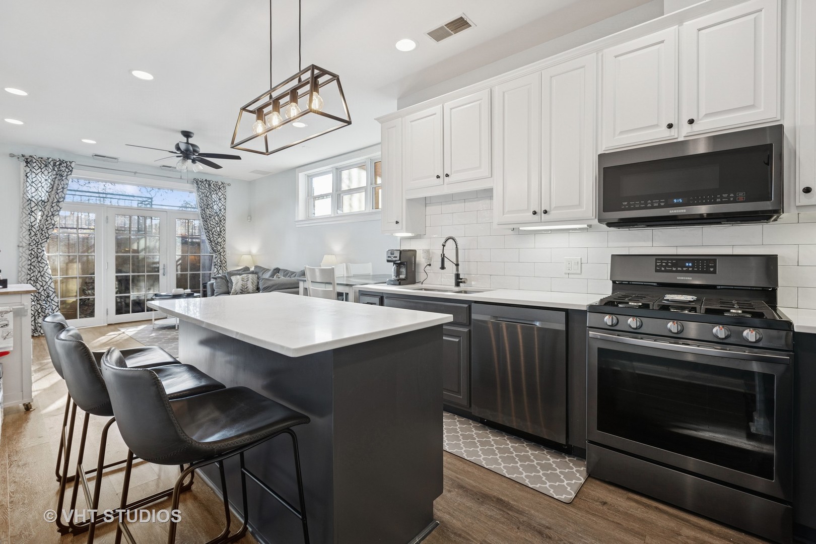 2068 N Humboldt Boulevard G Property Photo 8