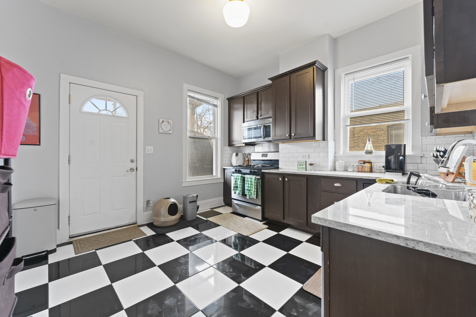 2732 N Richmond Street Property Photo 22