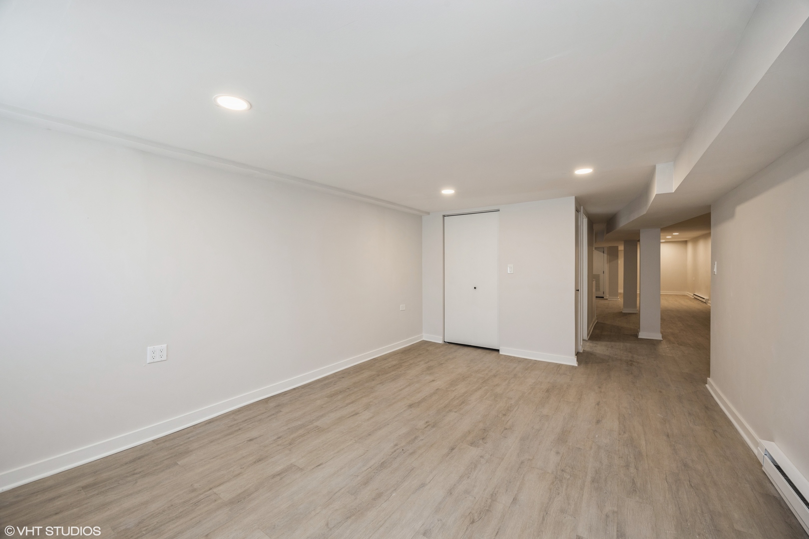 615 N Troy Street Property Photo 16