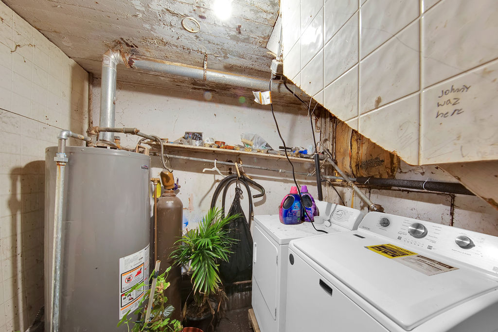 2335 S Hamlin Avenue Property Photo 23