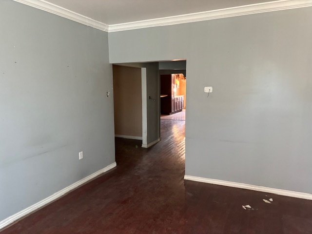 8647 S Manistee Avenue Property Photo 3