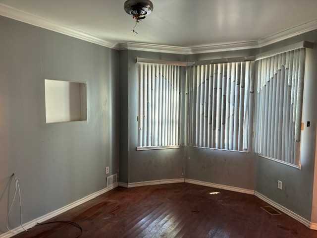 8647 S Manistee Avenue Property Photo 6