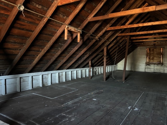 8647 S Manistee Avenue Property Photo 39