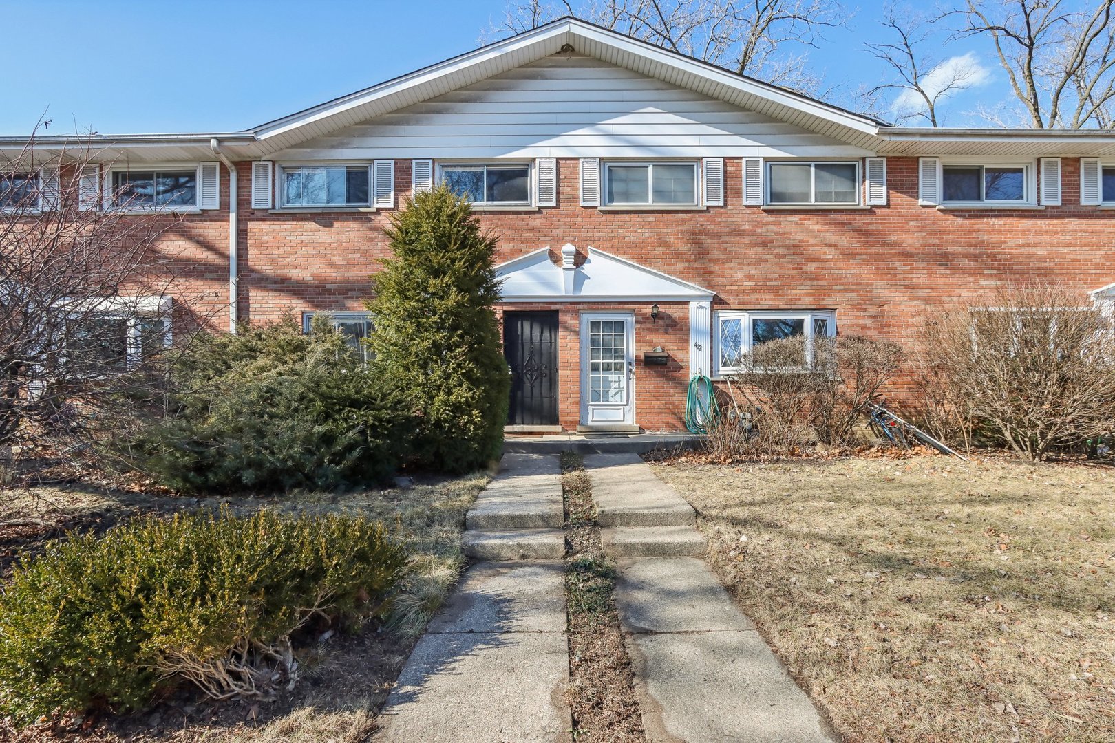 414 Skokie Court Property Photo 1