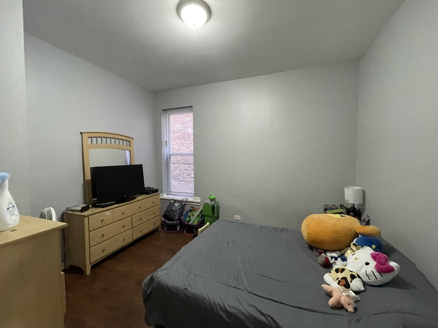 7621 S Lowe Avenue Property Photo 6