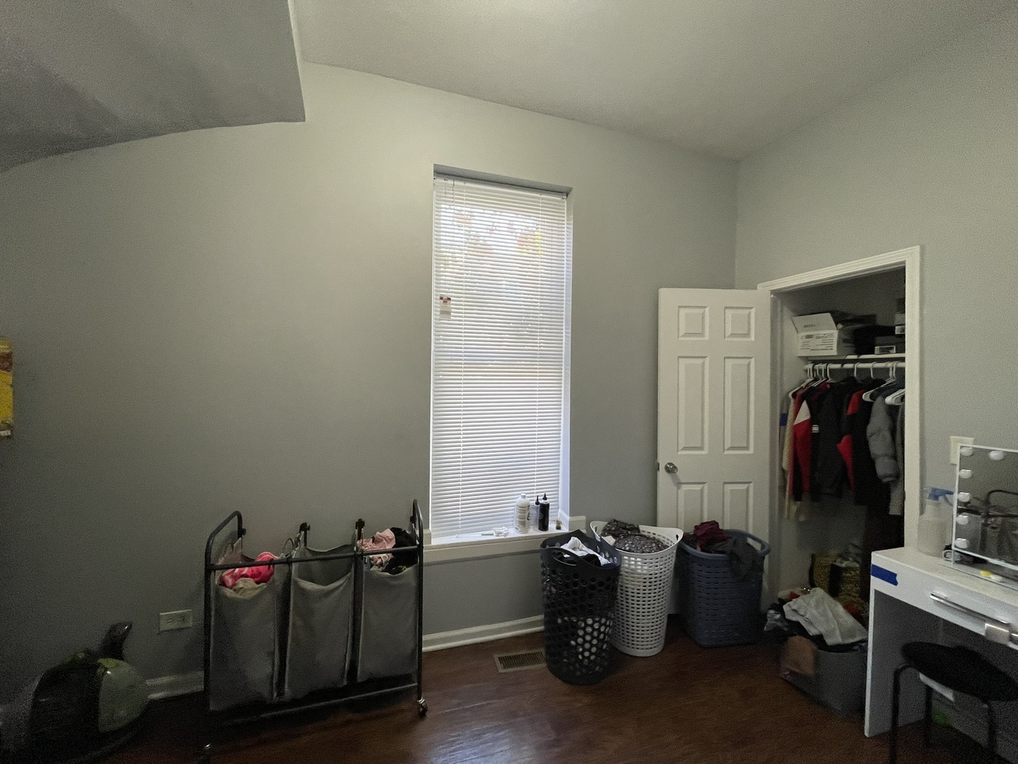 7621 S Lowe Avenue Property Photo 7