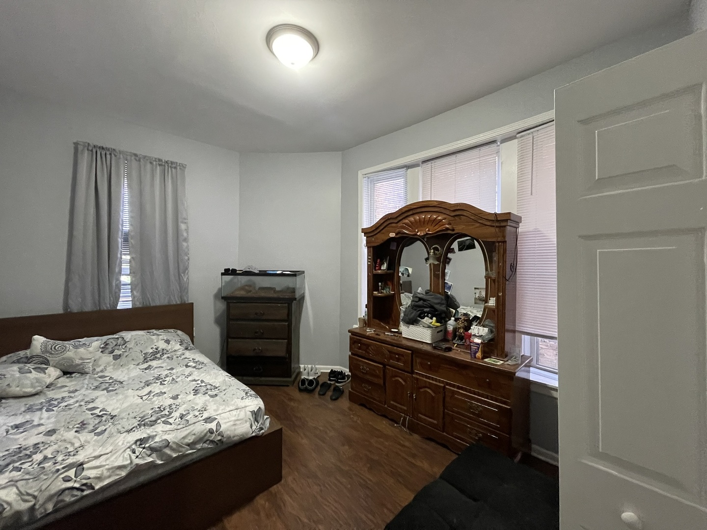 7621 S Lowe Avenue Property Photo 9
