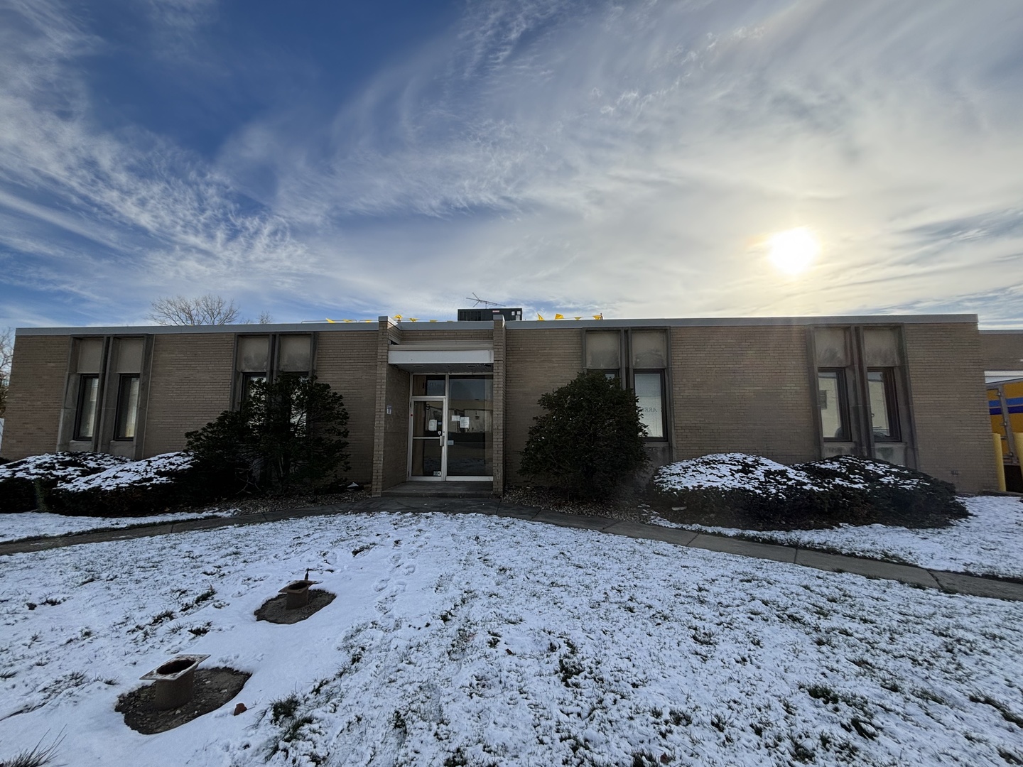 1801 Estes Avenue Property Photo 1