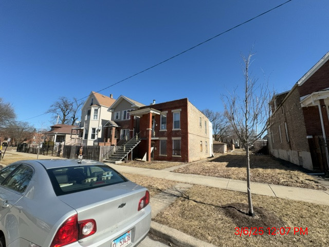 6725 S Justine Street Property Photo 2