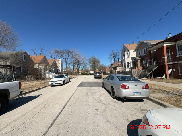 6725 S Justine Street Property Photo 4